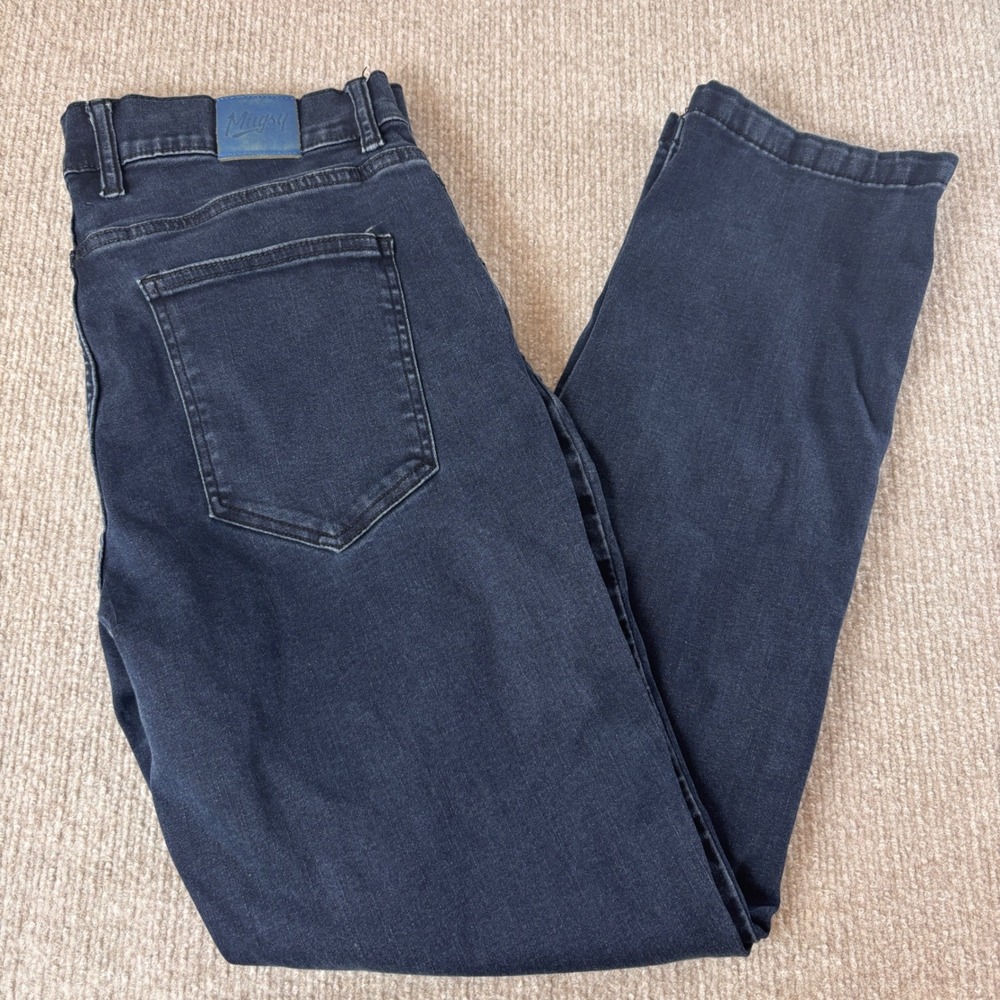 Mugsy Darkest Blues Dark Wash Performance Jeans Men's Size 33x29 EUC
